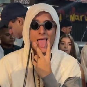dona csgo age|Twitch.